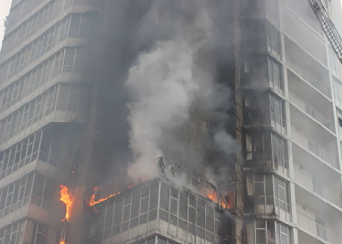 high-rise apartment complex in the Siberian city of Krasnoyarsk_700x500