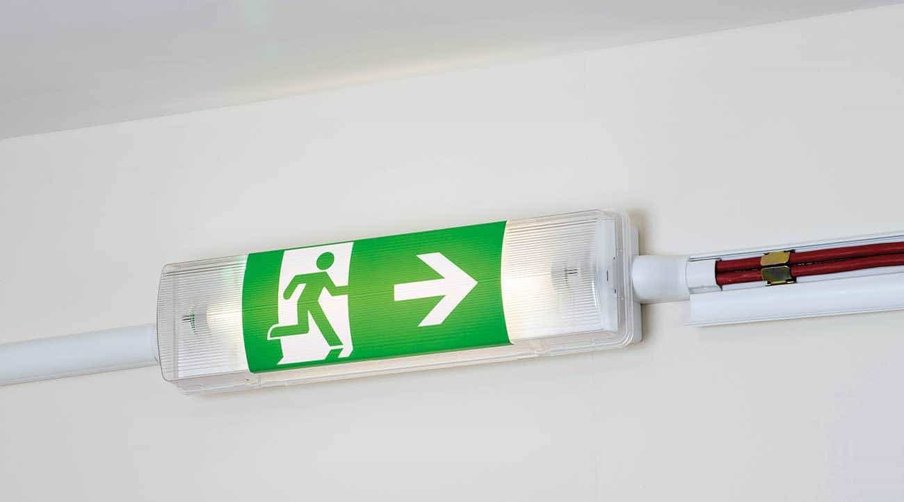 Safe-D30 Clip retaining FP cables in an emergency lighting installation – circuit integrity retention tested and certified.