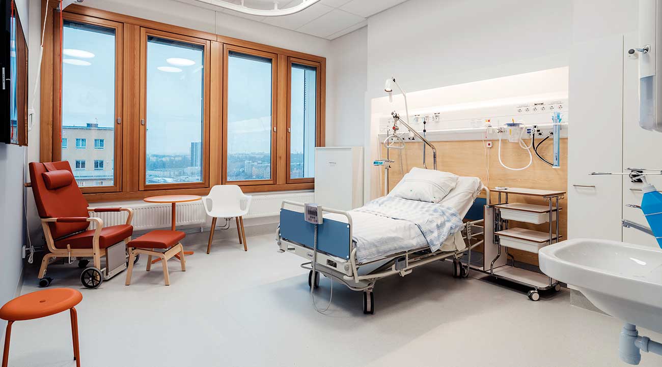 Automatic sprinkler systems are required for new hospitals and other care facilities in Sweden.