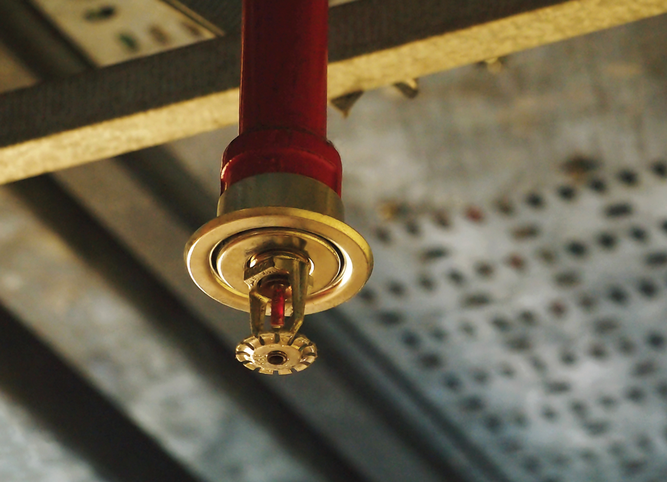 The constant presence of water and oxygen in contact with metal pipes and fittings make wet sprinkler systems vulnerable to high levels of corrosion.