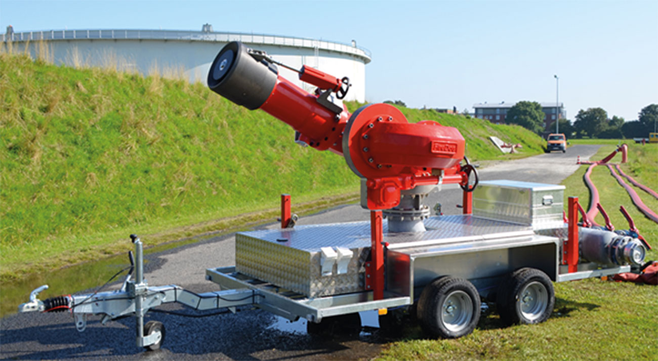FireDos M12 Monitor with stepless variable flow, non-ballast, jet and fog. Images supplied by Author / Contributor