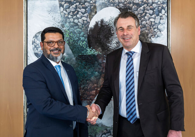 Sandeep Hajra (left) and Torsten Wagner are looking forward to working together in the executive board of WAGNER Fire Safety India Private Limited Copyright: WAGNER Group GmbH ©
