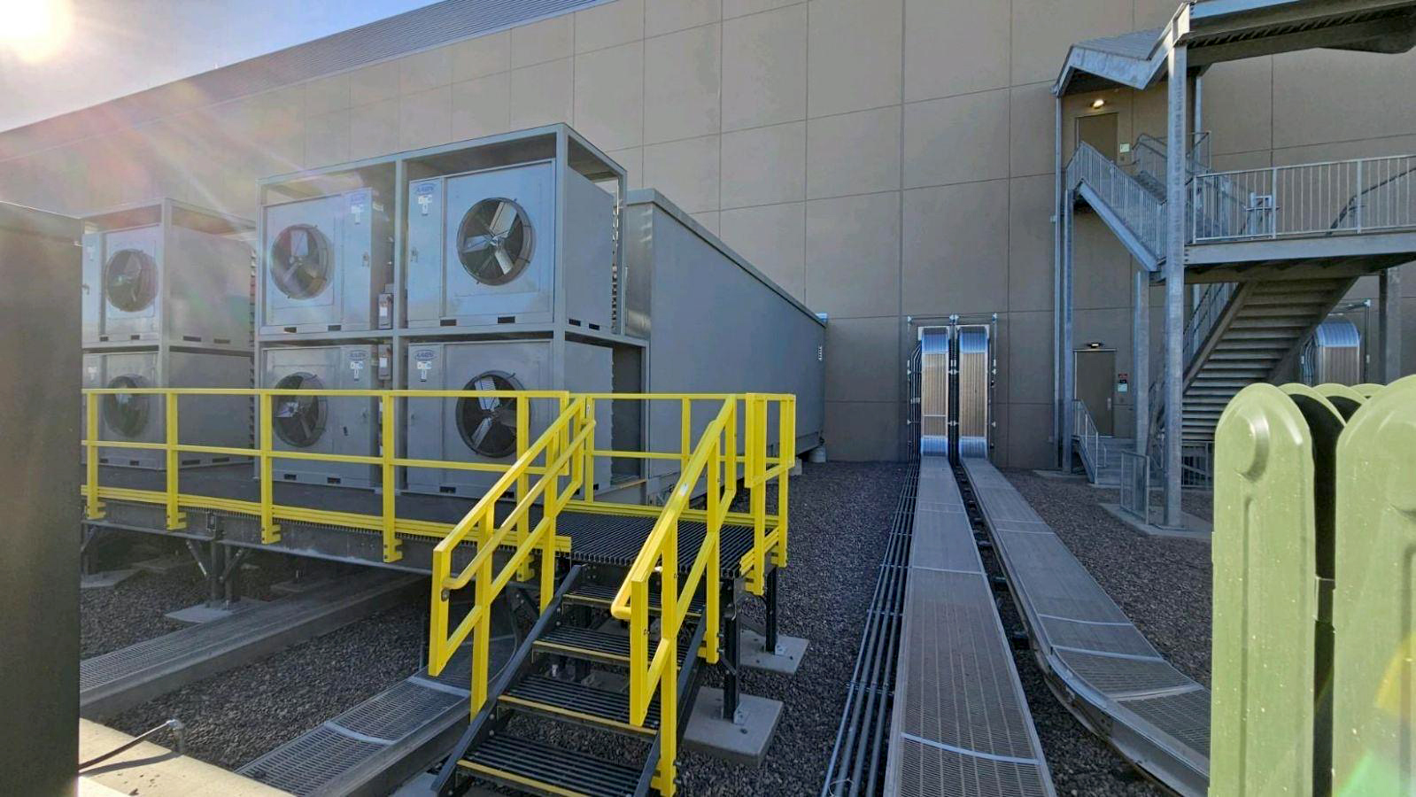 Comprised of an interconnected series of batteries, BESS are self-contained, rechargeable battery units that store energy, which they can then disperse in case of power loss.